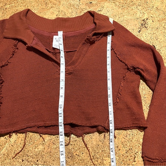 We The Free by Free People Darcy Cropped Distressed Burnt Orange Sweater Sz S - Picture 13 of 15